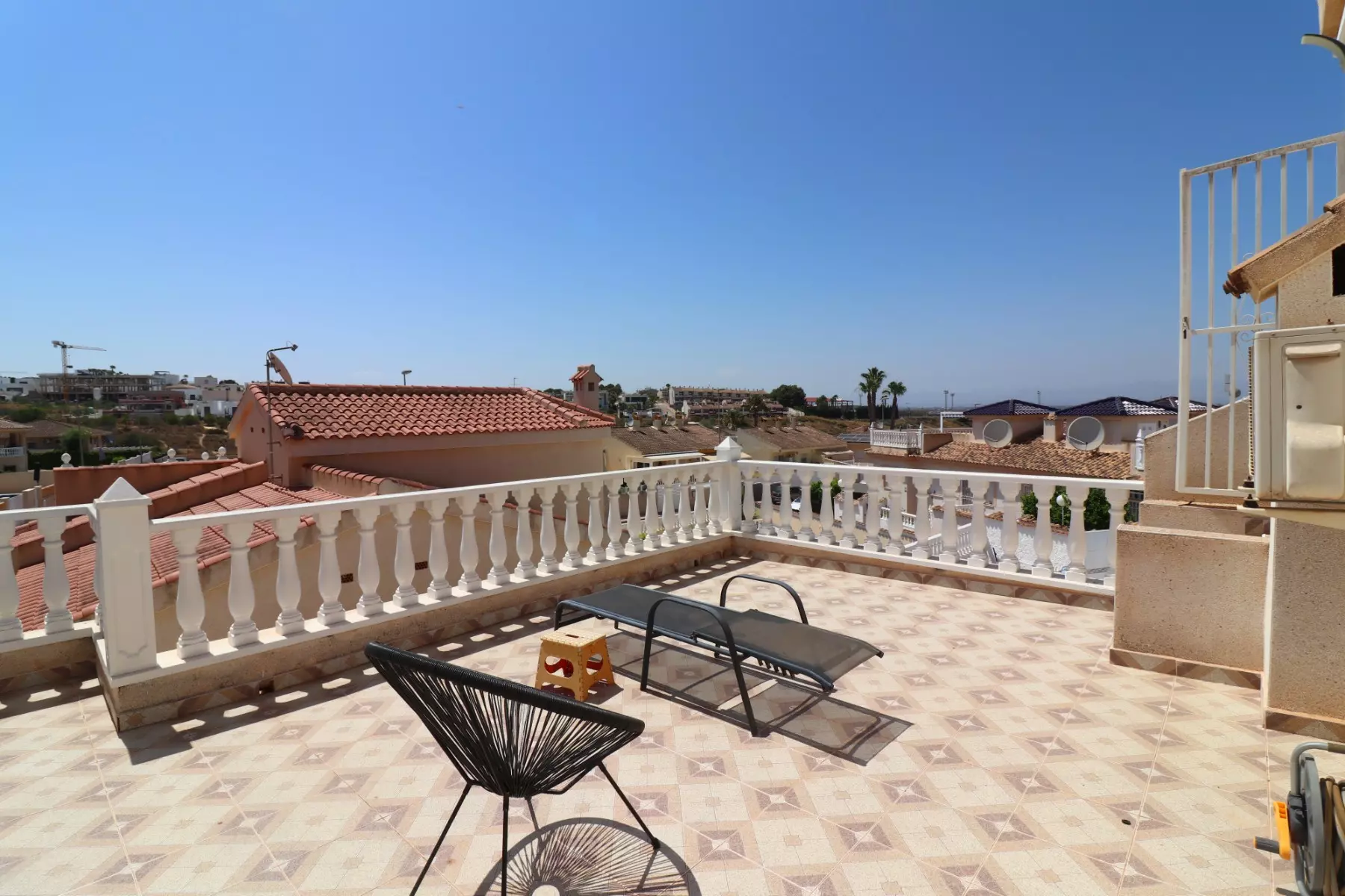 4-bedroom Villa In Benijofar, Spain (136 M²)