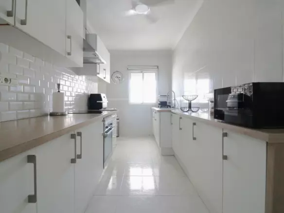 4-bedroom Villa In Benijofar, Spain (136 M²)