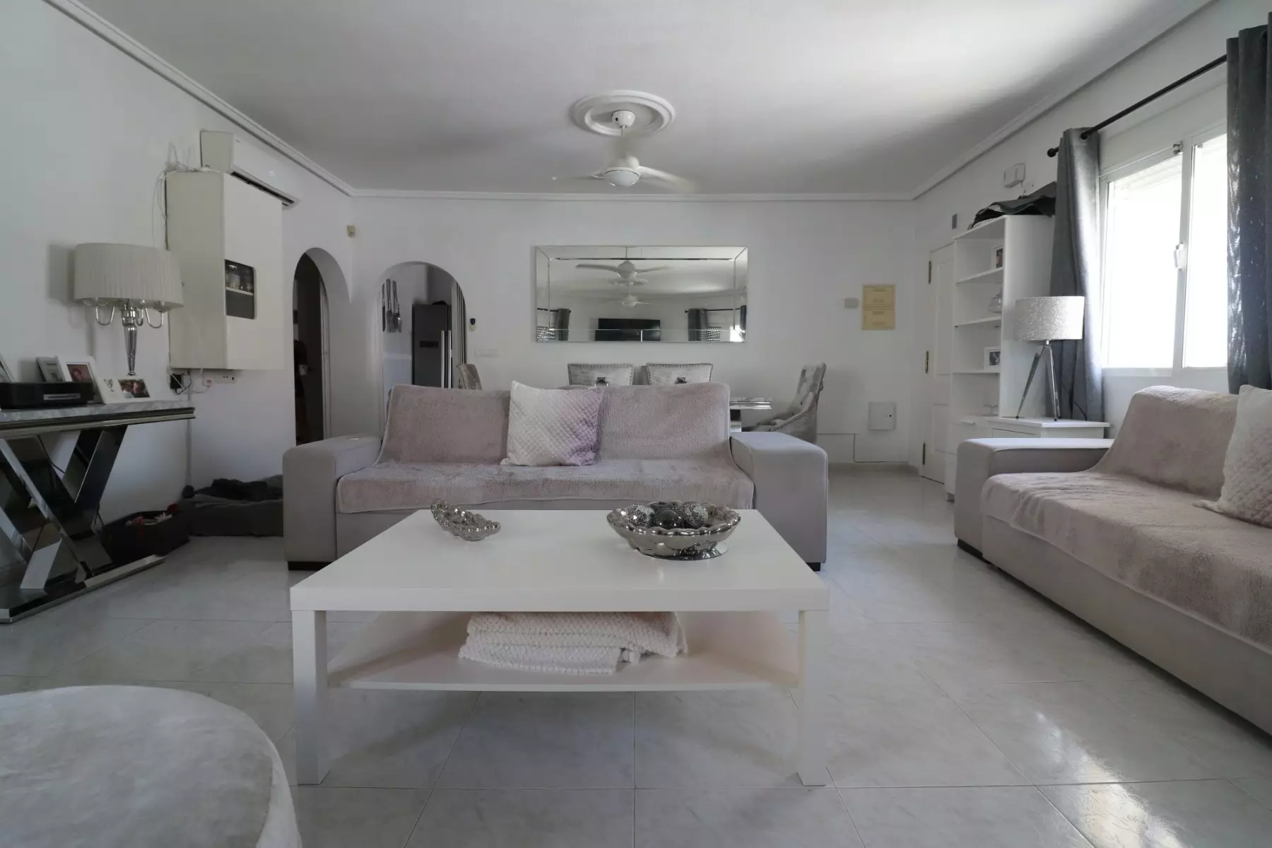 4-bedroom Villa In Benijofar, Spain (136 M²)