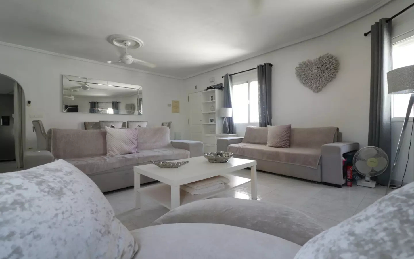 4-bedroom Villa In Benijofar, Spain (136 M²)