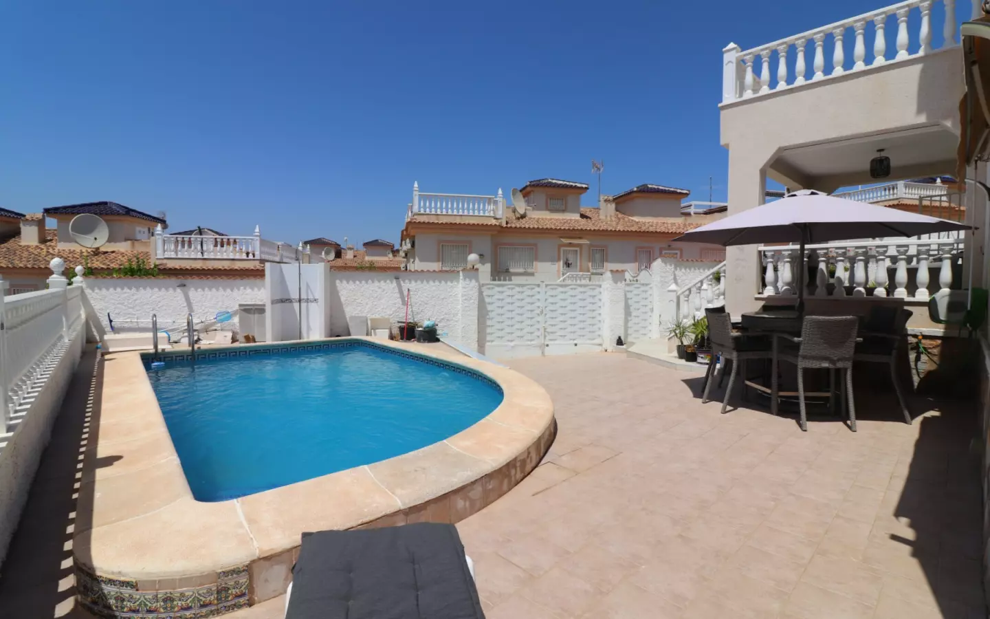 4-bedroom Villa In Benijofar, Spain (136 M²)