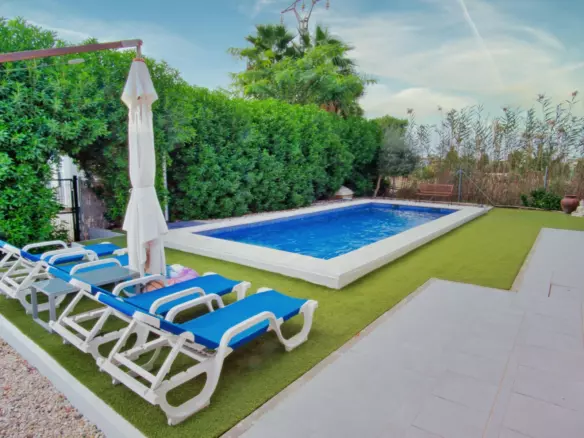 3-bedroom Country House In Dolores, Spain (129 M²)