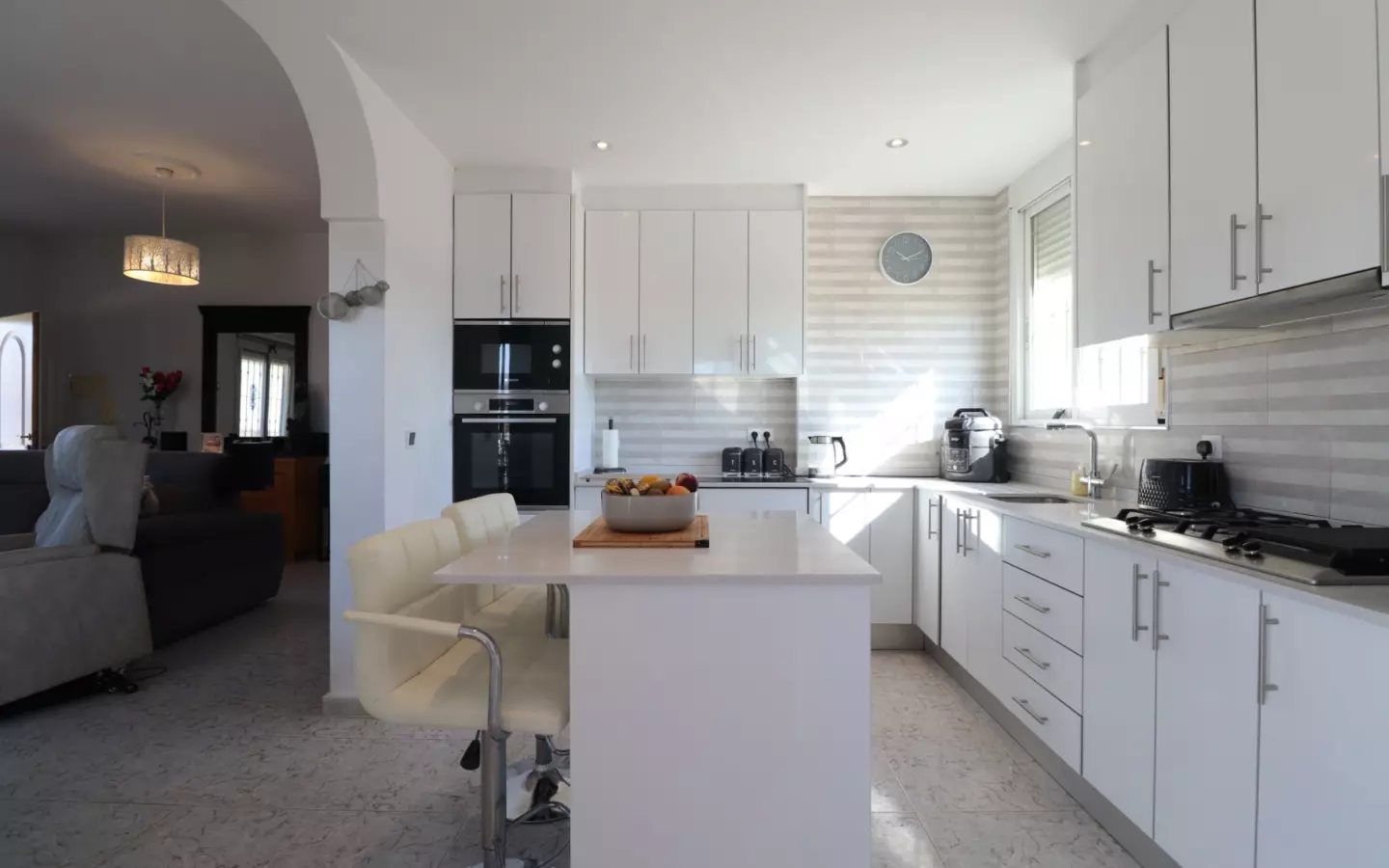 3-bedroom Country House In Callosa De Segura, Spain (167 M²)