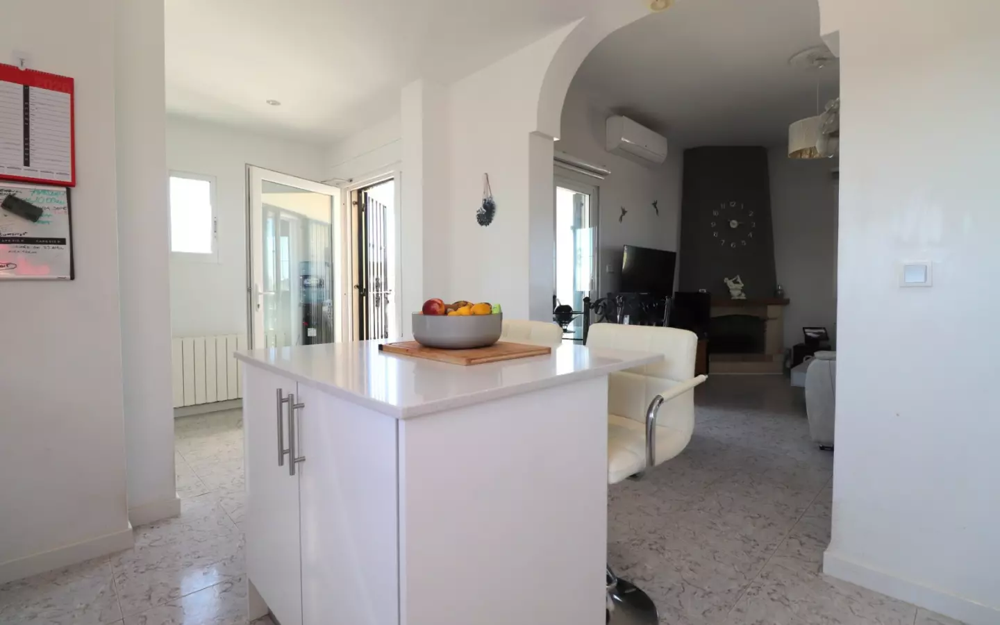 3-bedroom Country House In Callosa De Segura, Spain (167 M²)