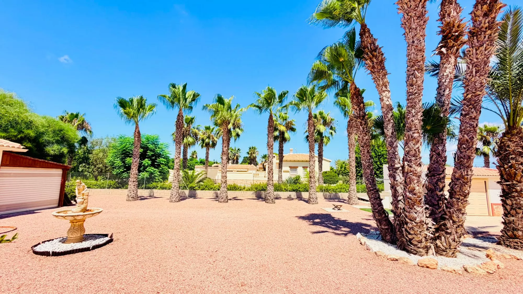 5-bedroom Detached Villa In Daya Vieja, Spain (417 M²)
