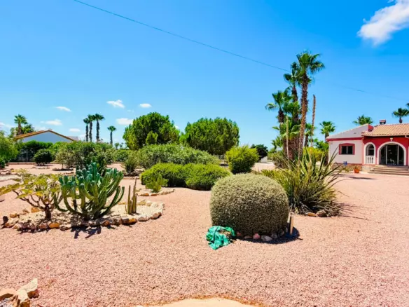 5-bedroom Detached Villa In Daya Vieja, Spain (417 M²)