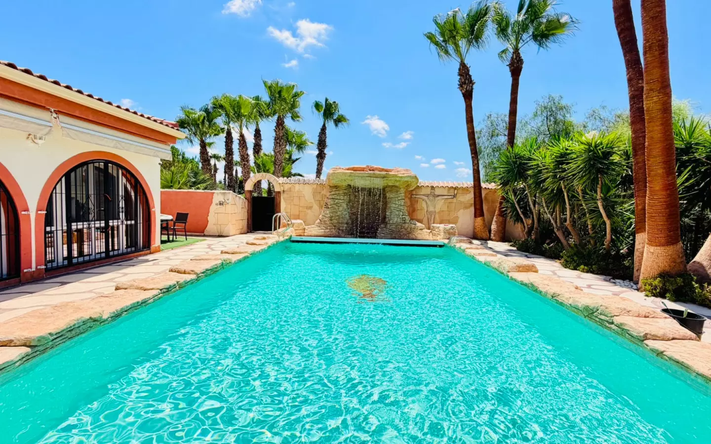 5-bedroom Detached Villa In Daya Vieja, Spain (417 M²)