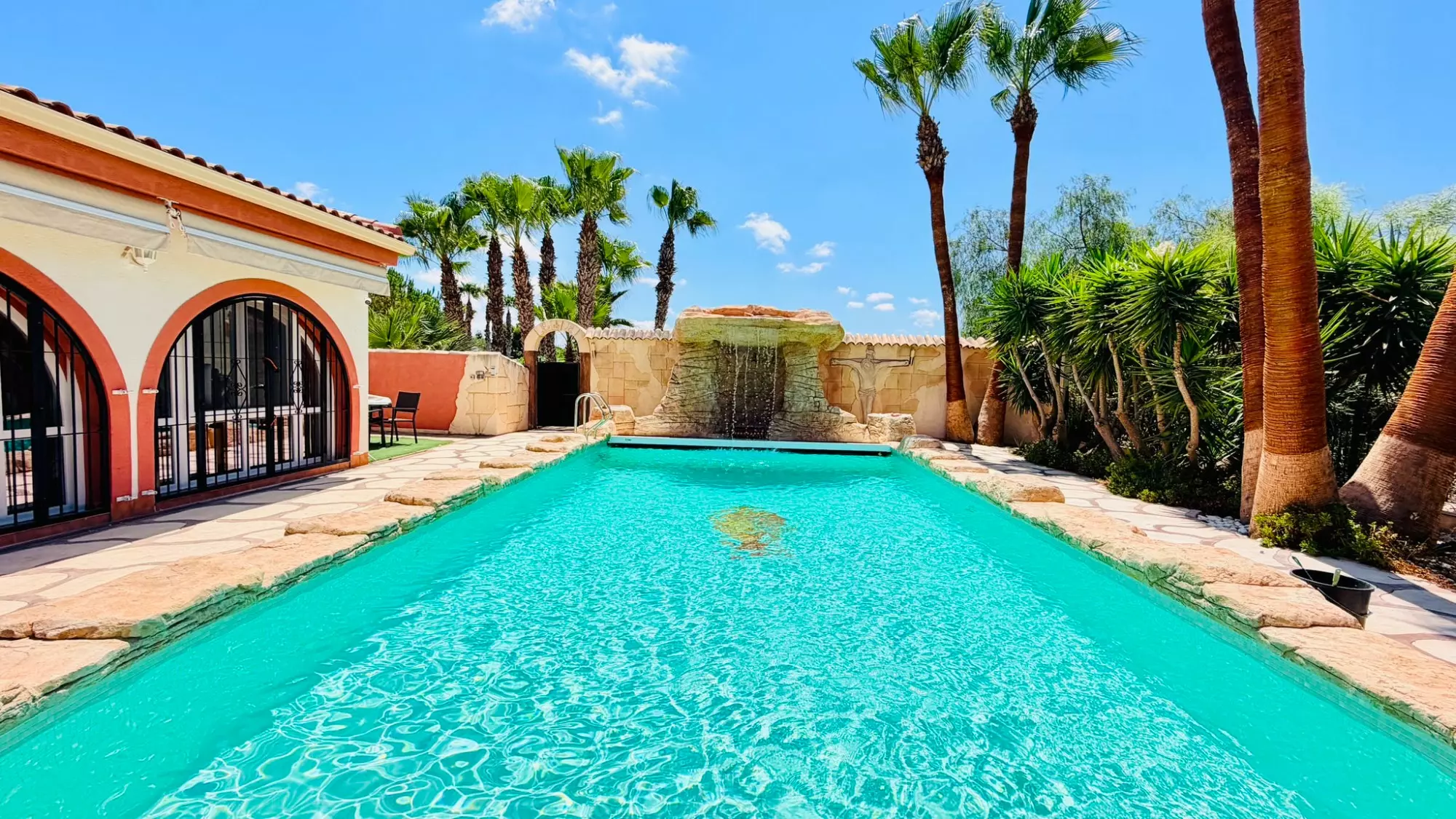 5-bedroom Detached Villa In Daya Vieja, Spain (417 M²)