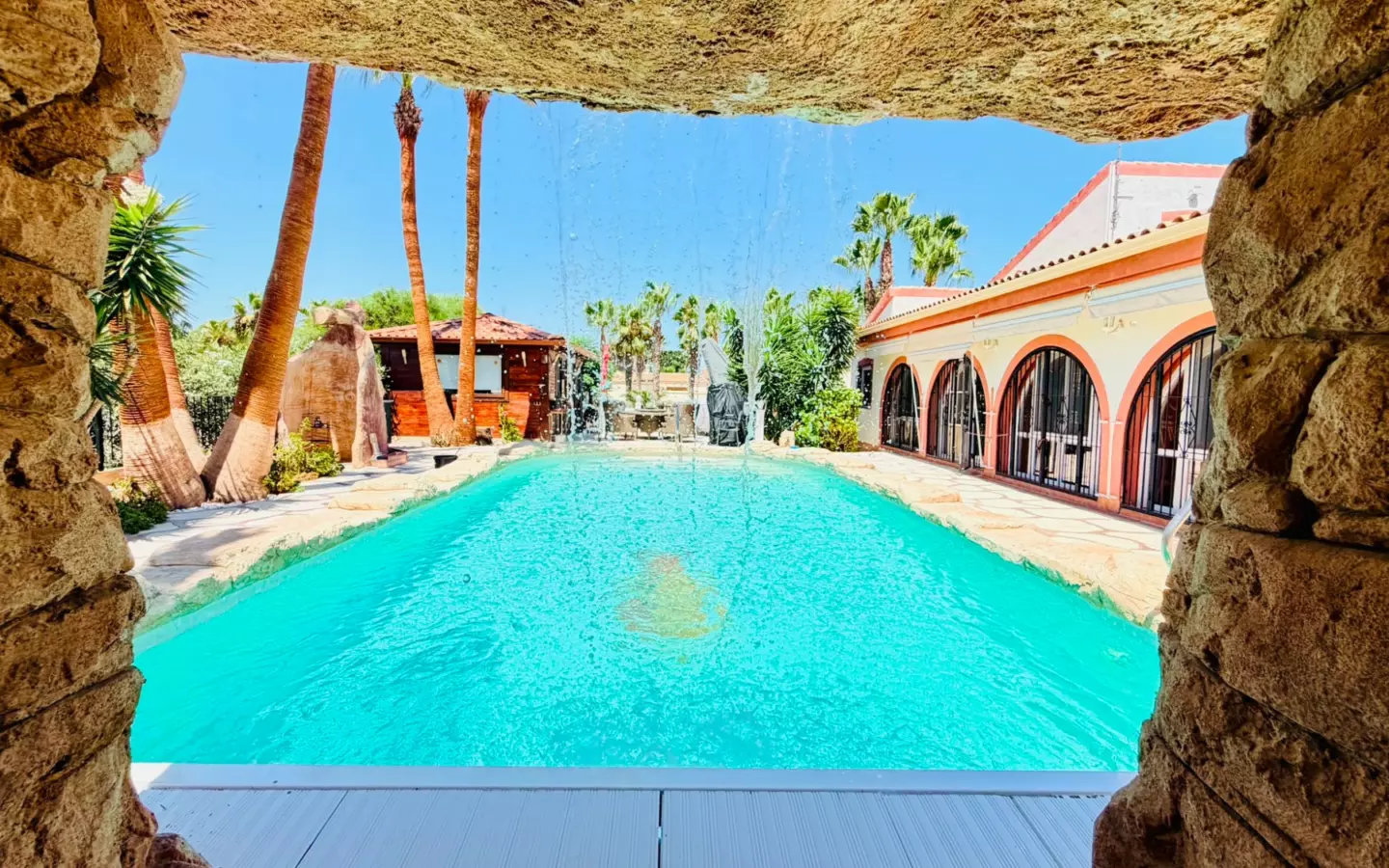 5-bedroom Detached Villa In Daya Vieja, Spain (417 M²)