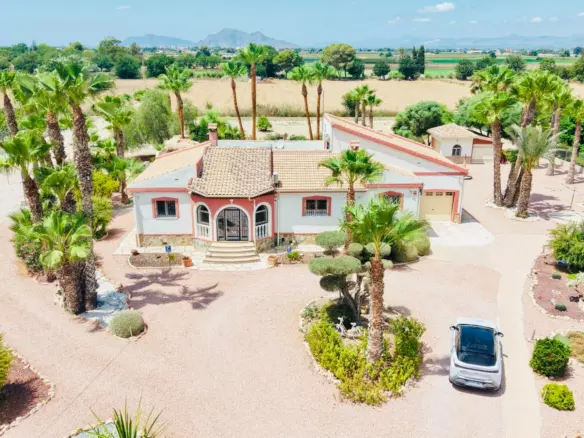 5-bedroom Detached Villa In Daya Vieja, Spain (417 M²)