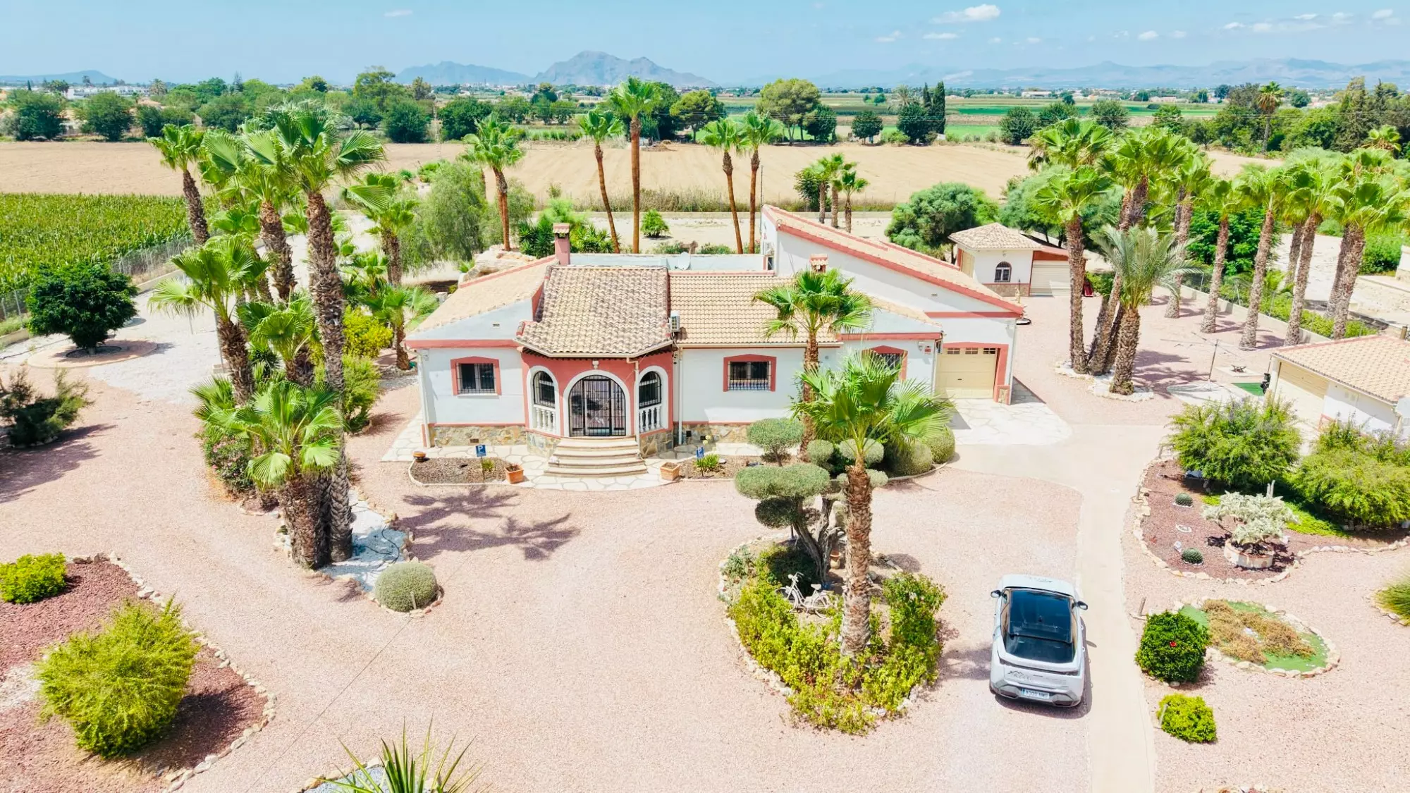 5-bedroom Detached Villa In Daya Vieja, Spain (417 M²)