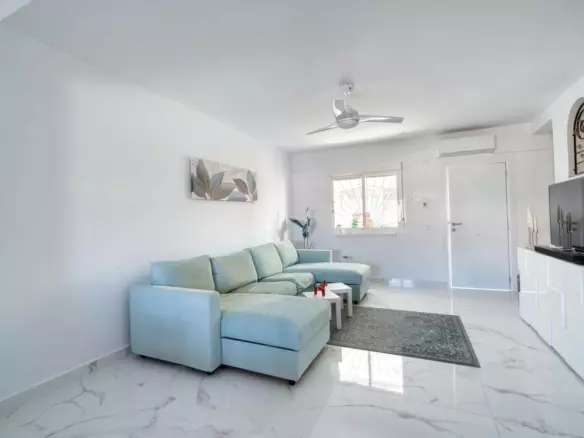 2-bedroom Townhouse In Benijofar, Spain (101 M²)