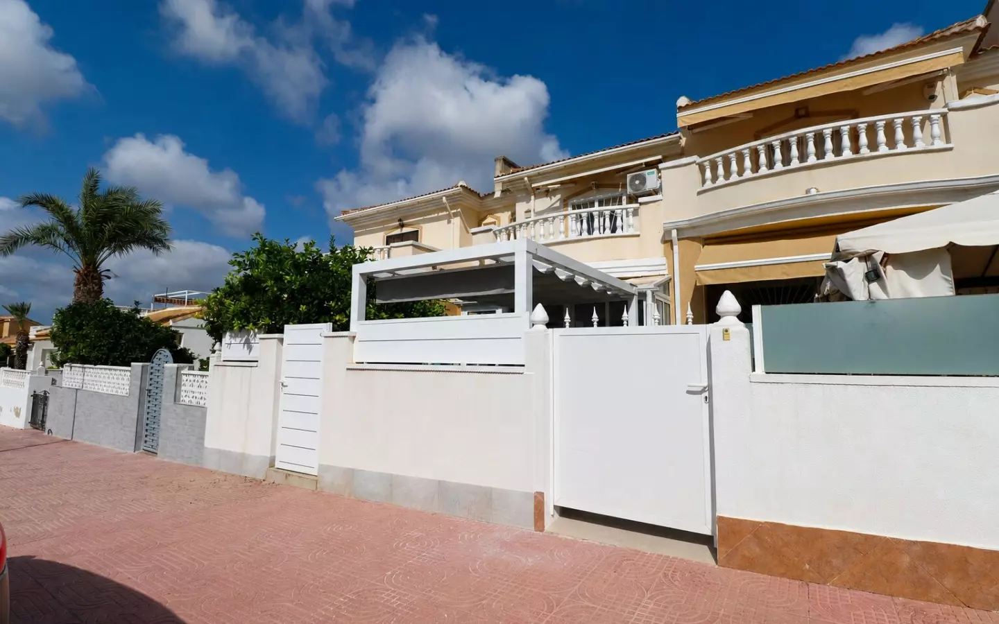 2-bedroom Townhouse In Benijofar, Spain (101 M²)