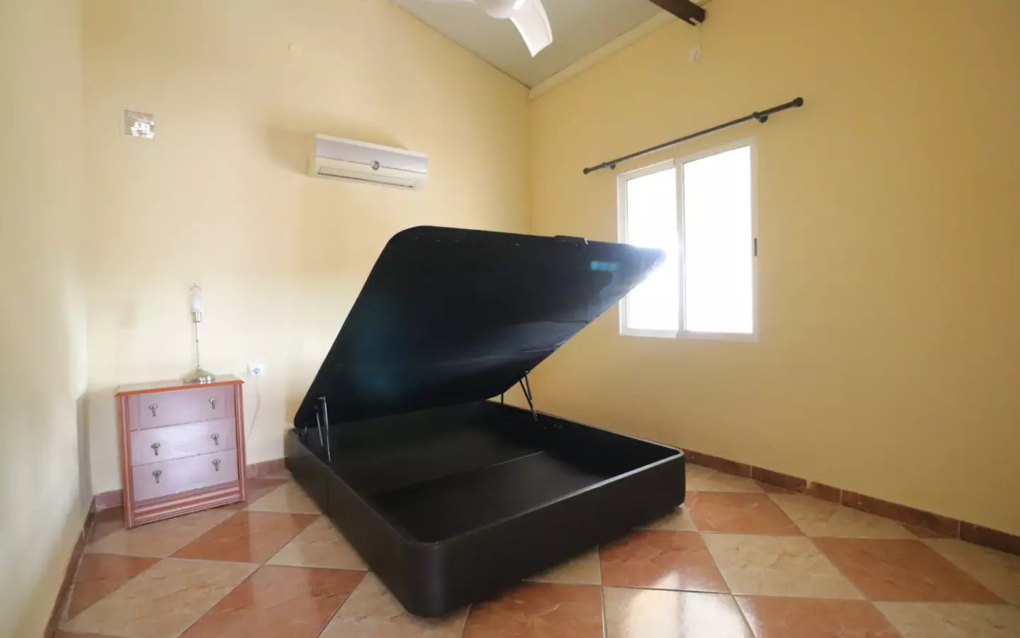 4-bedroom Country House In Almoradi, Spain (108 M²)