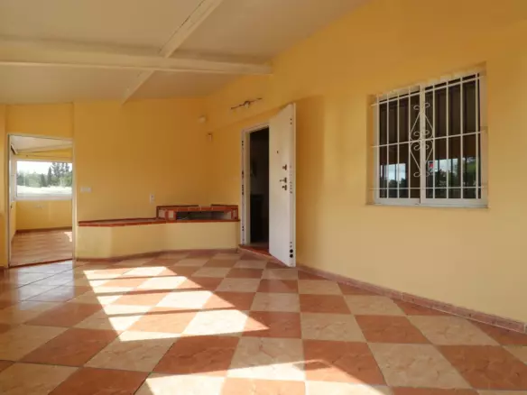 4-bedroom Country House In Almoradi, Spain (108 M²)