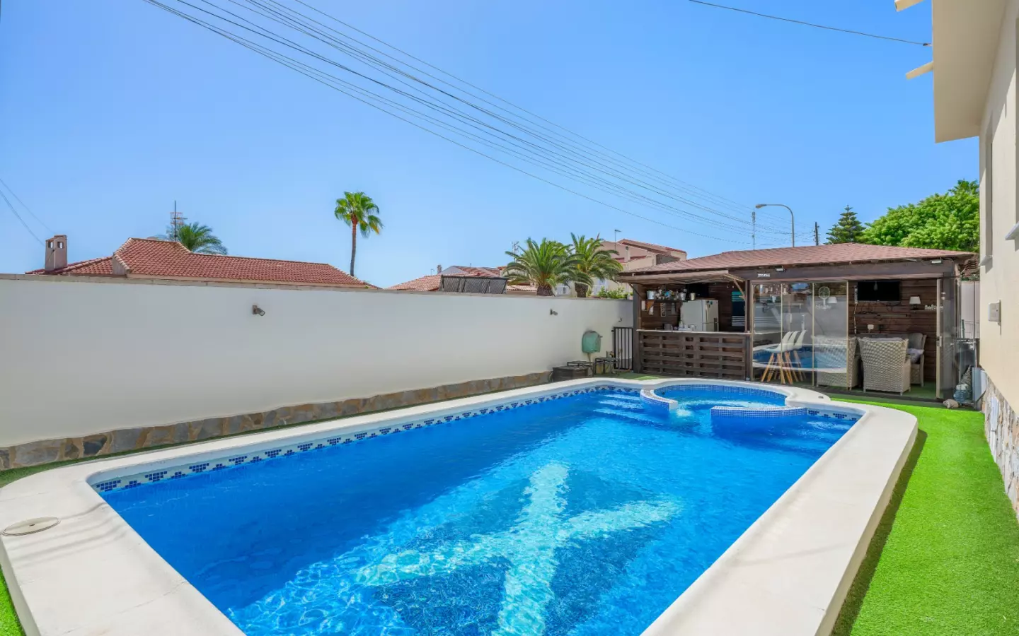 5-bedroom Villa In Ciudad Quesada, Spain (252 M²)