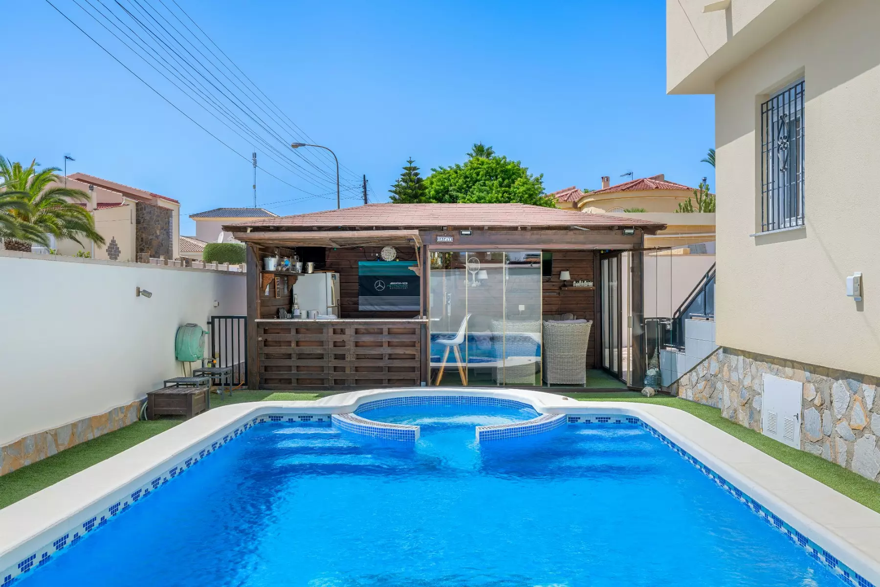 5-bedroom Villa In Ciudad Quesada, Spain (252 M²)