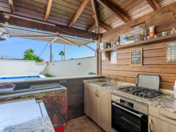 5-bedroom Villa In Ciudad Quesada, Spain (252 M²)