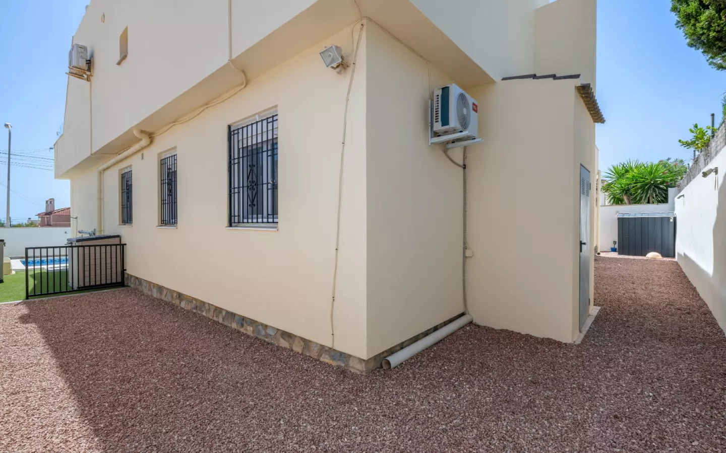 5-bedroom Villa In Ciudad Quesada, Spain (252 M²)