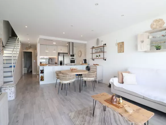 3-bedroom Semi In Daya Vieja, Spain (130 M²)