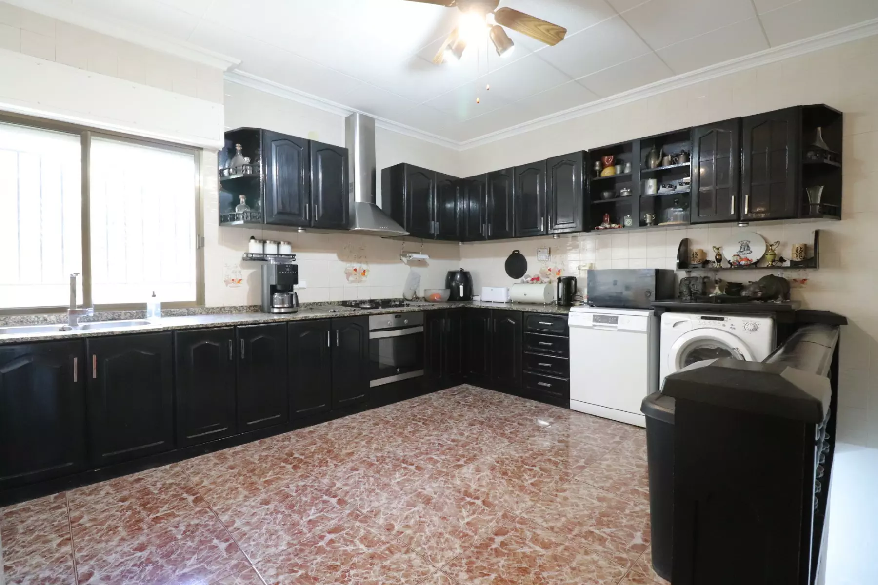 o_1k2g05vl9okn16n11a3g1sg1dqf2g-d0c2db 6-bedroom Country House In Crevillent, Spain (291 M²)