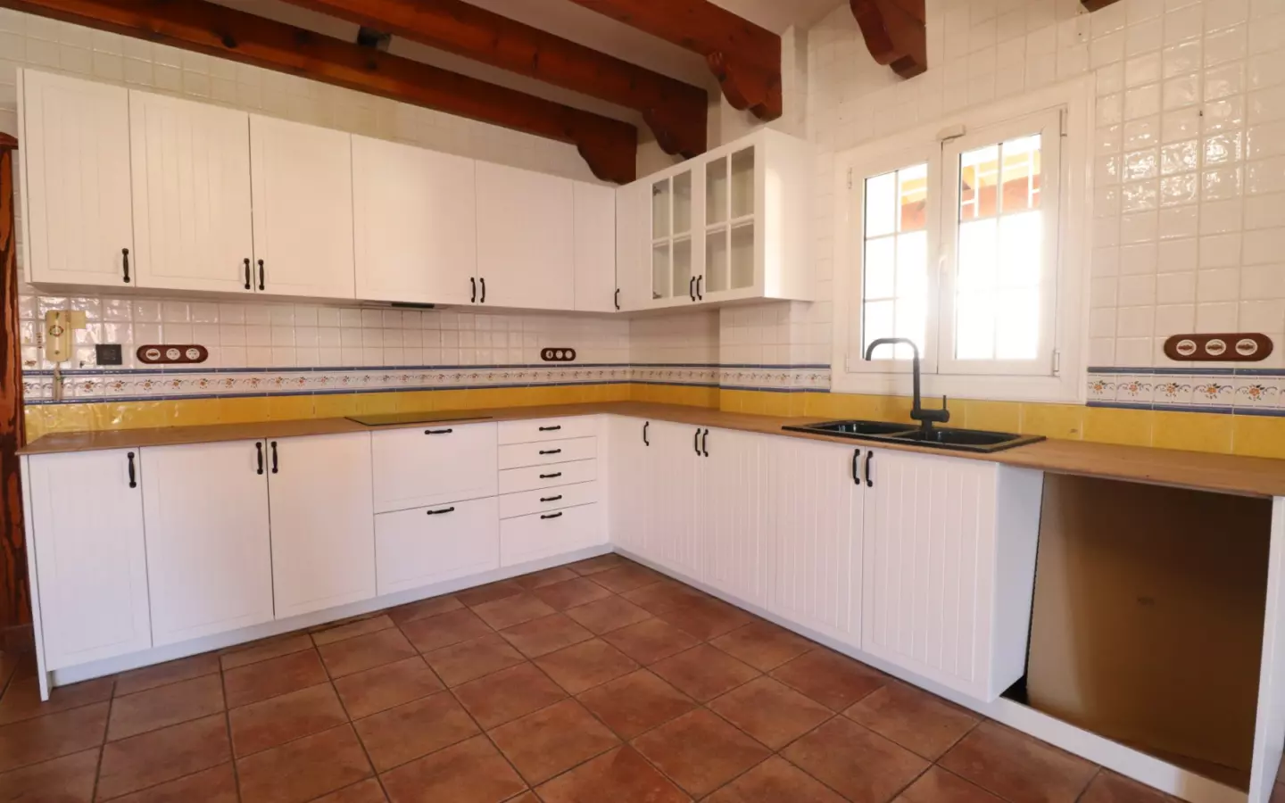 5-bedroom Villa In Rojales, Spain (621 M²)