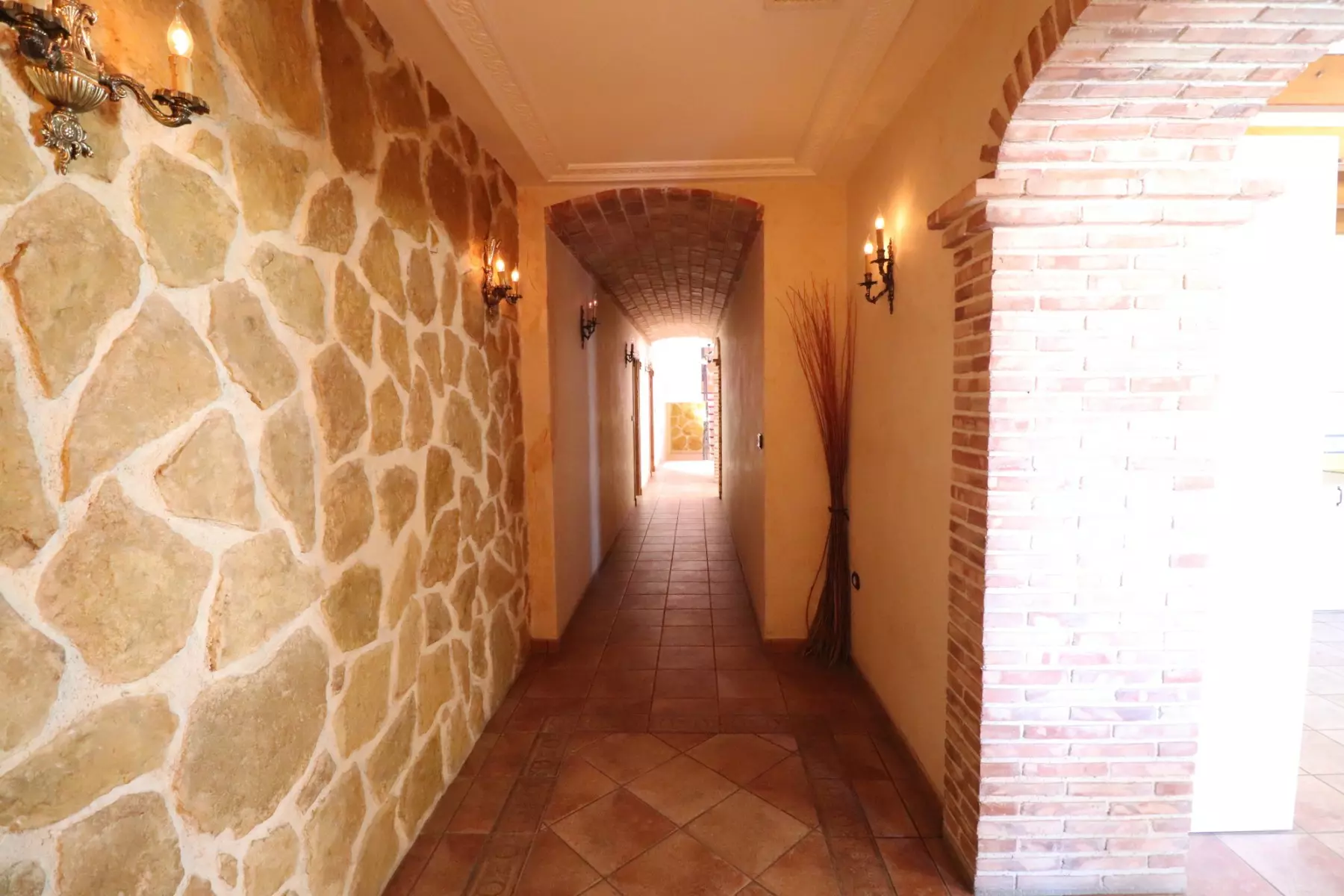 5-bedroom Villa In Rojales, Spain (621 M²)