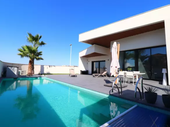 3-bedroom Villa In Formentera Del Segura, Spain (182 M²)