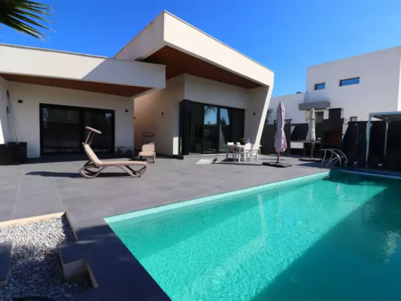 3-bedroom Villa In Formentera Del Segura, Spain (182 M²)