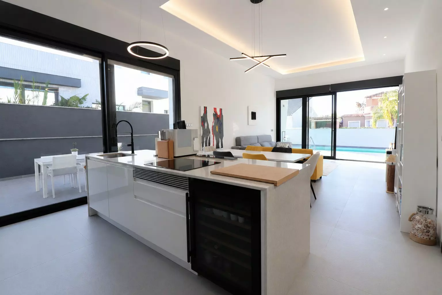3-bedroom Villa In Formentera Del Segura, Spain (182 M²)