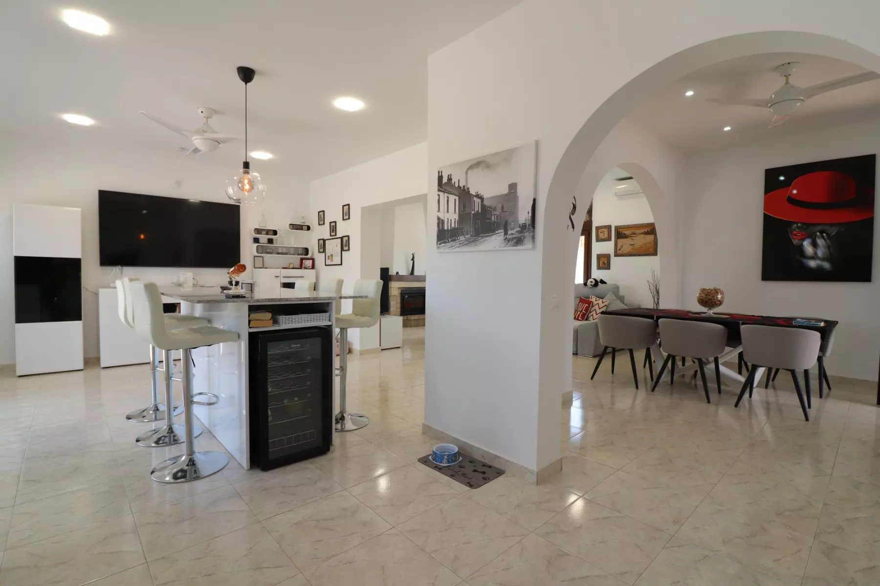3-bedroom Country House In Daya Vieja, Spain (220 M²)