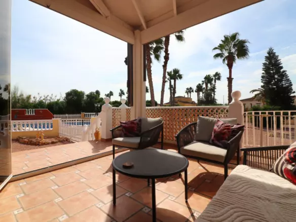 3-bedroom Country House In Daya Vieja, Spain (220 M²)