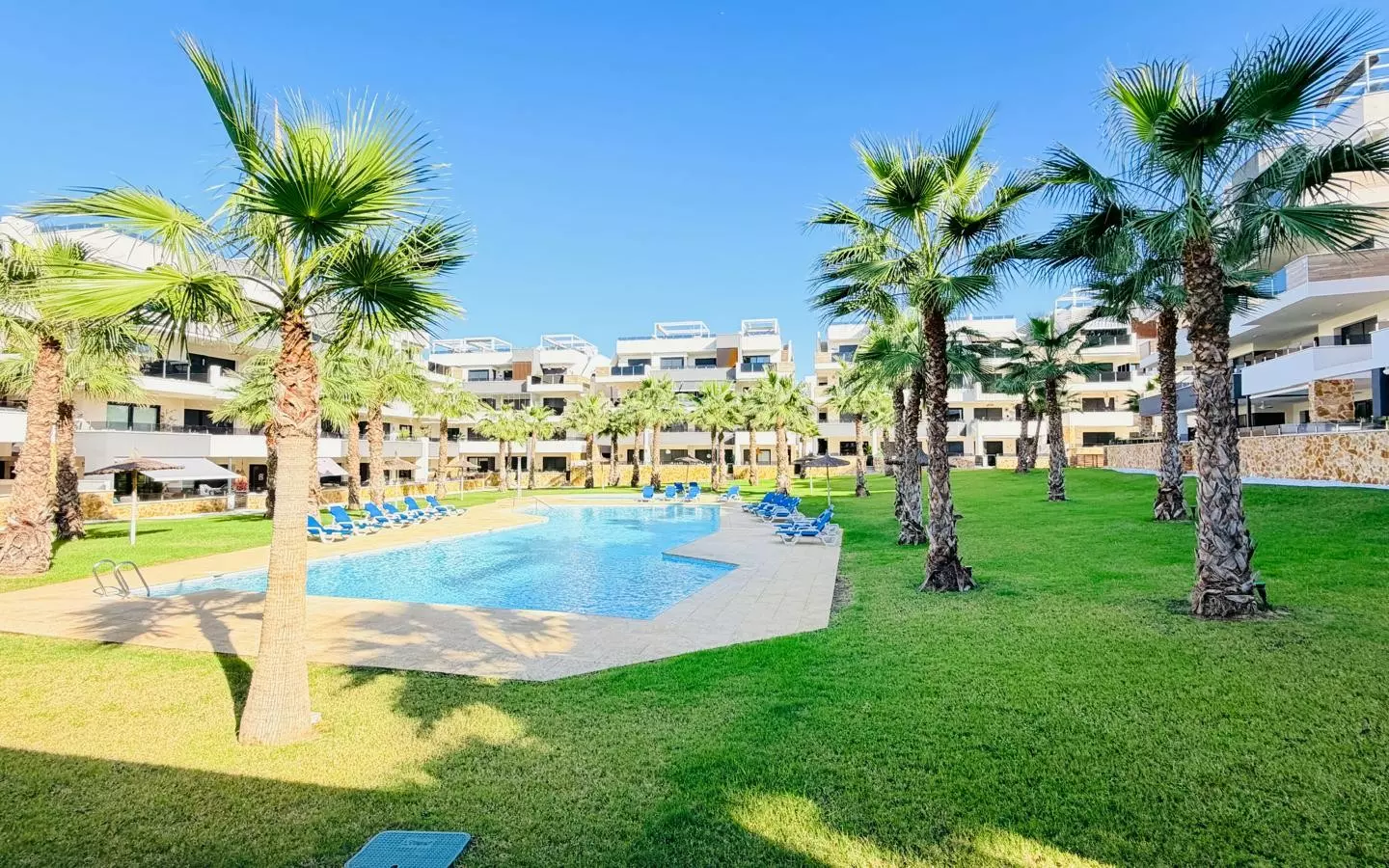 2-bedroom Property In Orihuela Costa, Spain (80 M²)