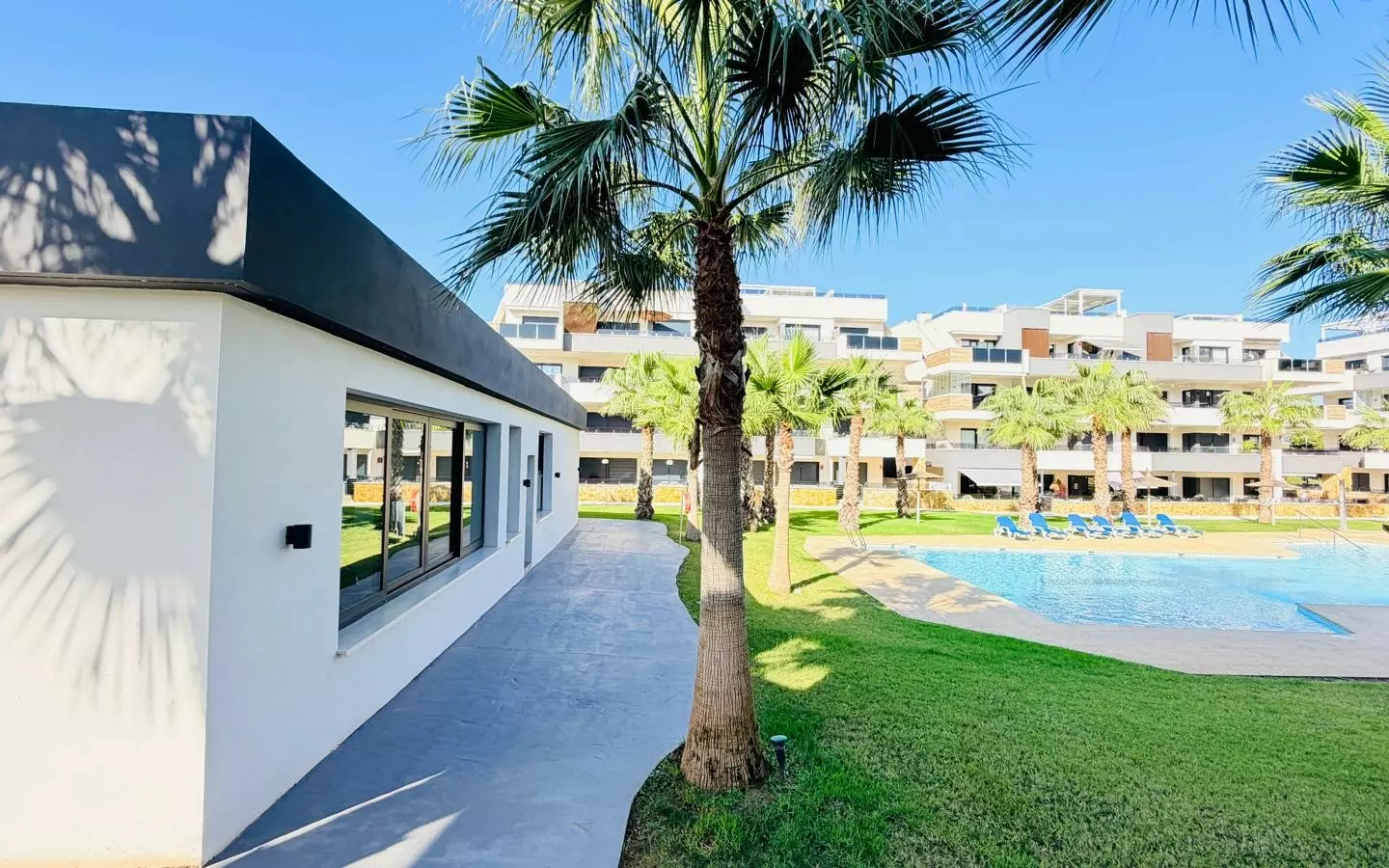 2-bedroom Property In Orihuela Costa, Spain (80 M²)