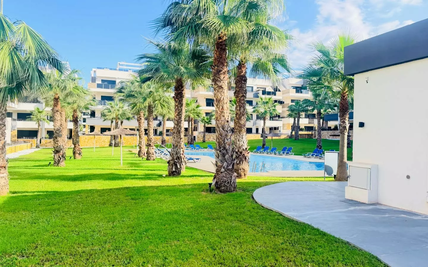 2-bedroom Property In Orihuela Costa, Spain (80 M²)