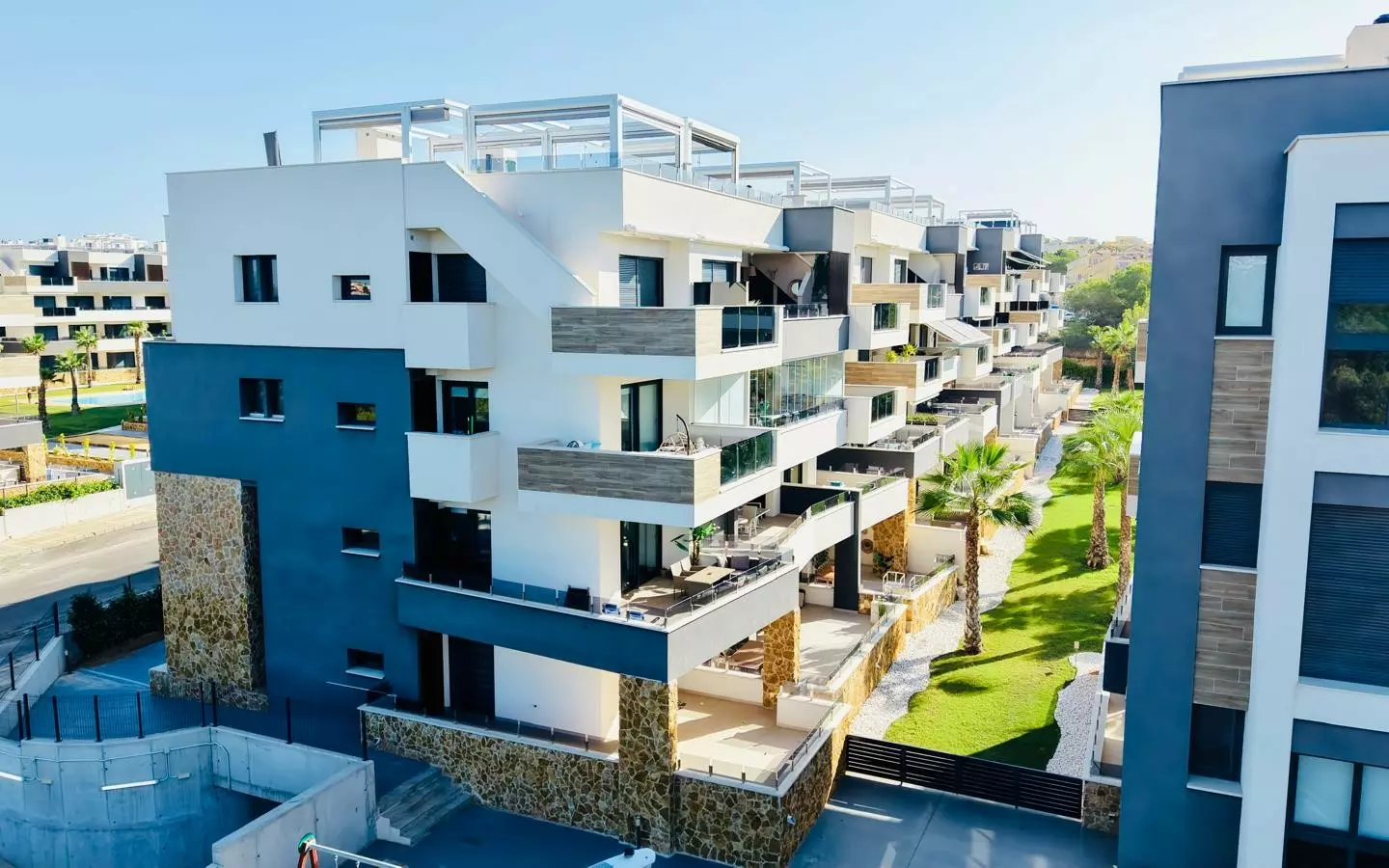 2-bedroom Property In Orihuela Costa, Spain (80 M²)