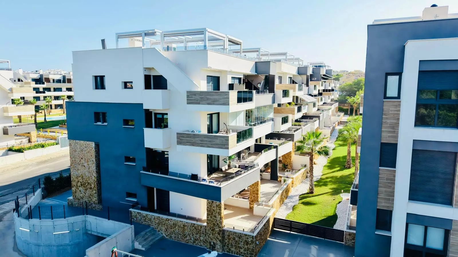 2-bedroom Property In Orihuela Costa, Spain (80 M²)