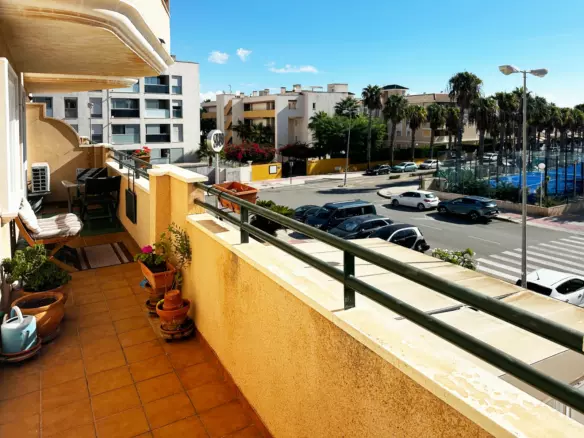 3-bedroom Apartment In Orihuela Costa, Spain (78 M²)