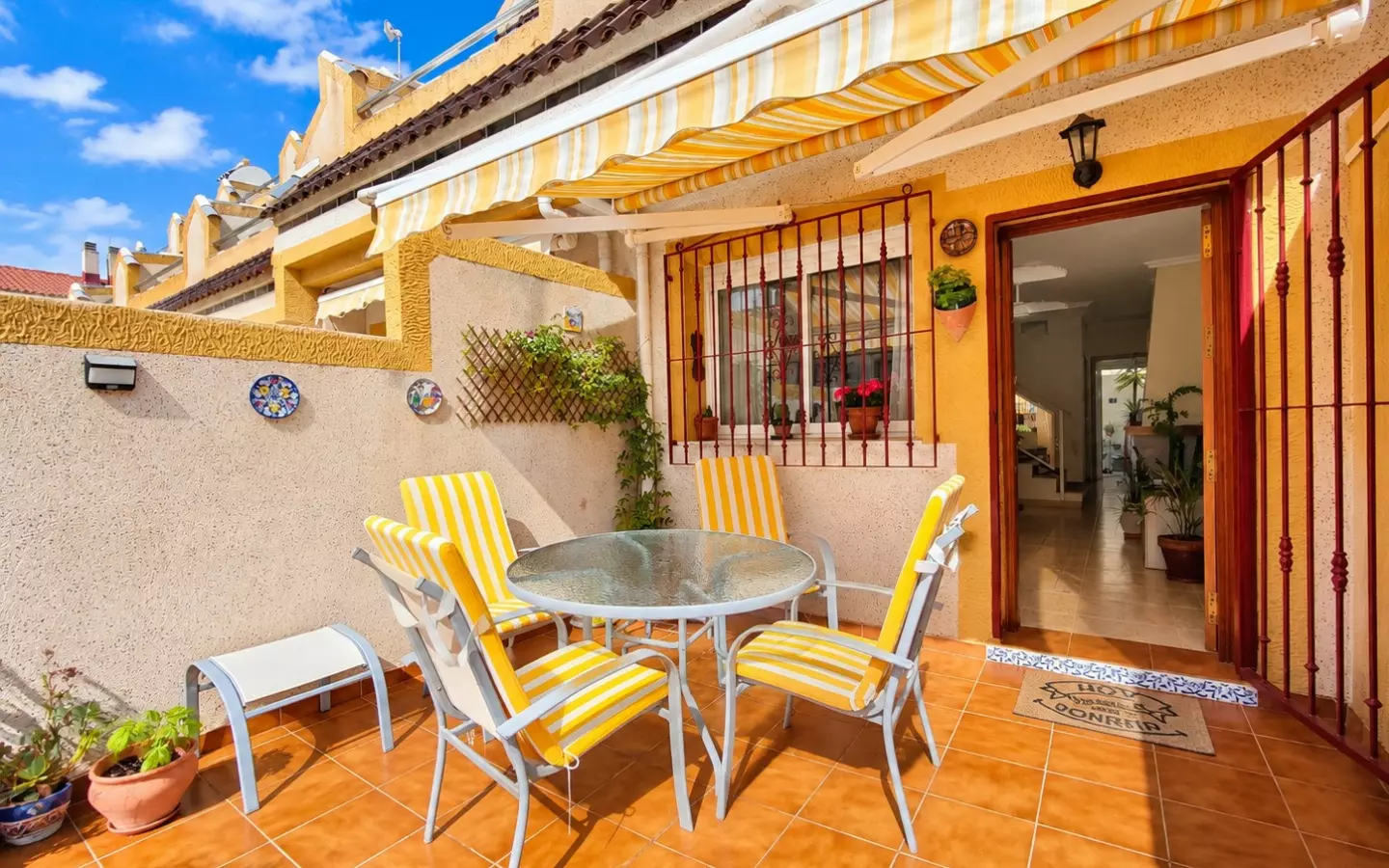 3-bedroom Townhouse In Orihuela Costa, Spain (95 M²)