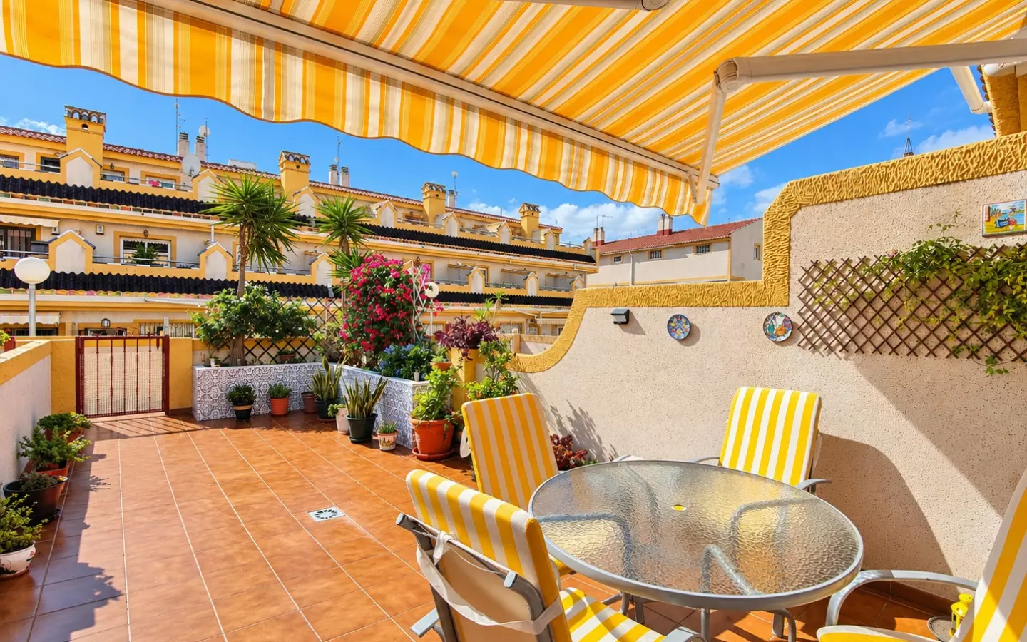 3-bedroom Townhouse In Orihuela Costa, Spain (95 M²)