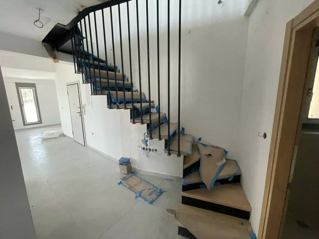 3-bedroom Maisonette In Kavala, Greece (204 M²)