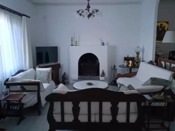4-bedroom Detached House In Xilokastro, Greece (203 M²)