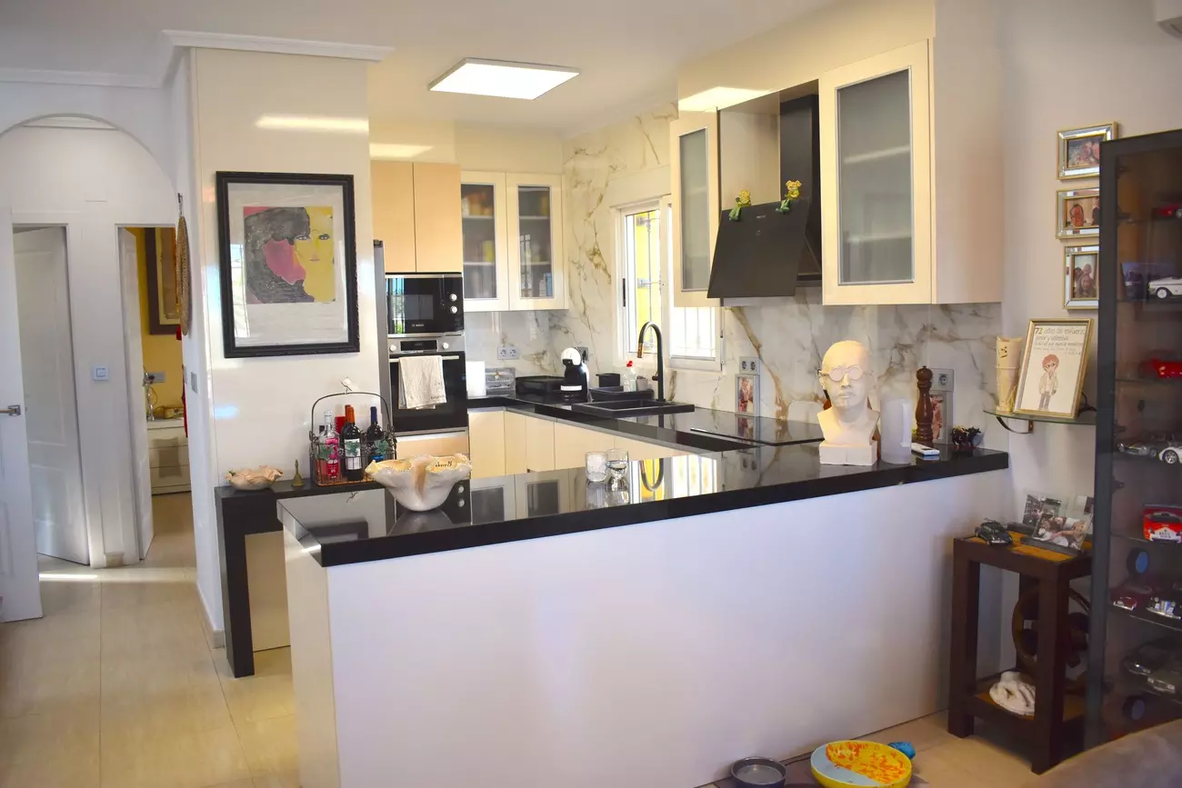 3-bedroom Villa In Guardamar Del Segura, Spain (96 M²)