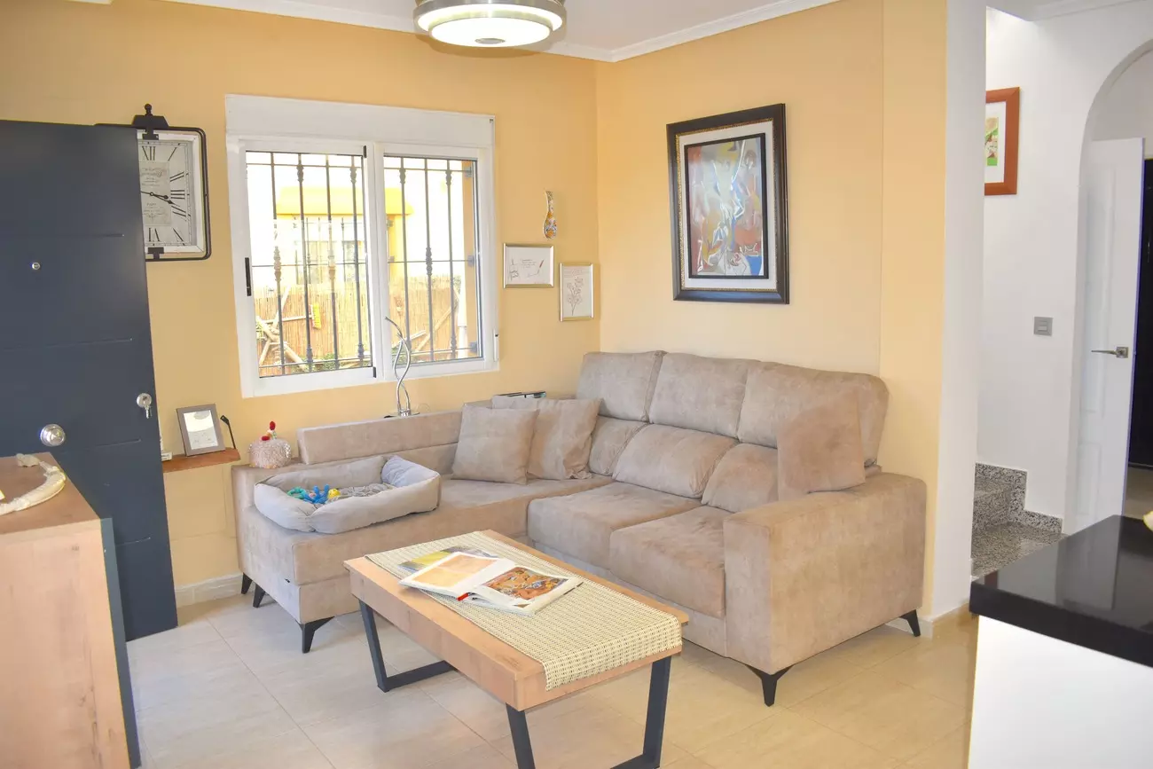 3-bedroom Villa In Guardamar Del Segura, Spain (96 M²)