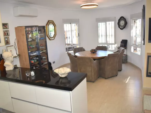 3-bedroom Villa In Guardamar Del Segura, Spain (96 M²)