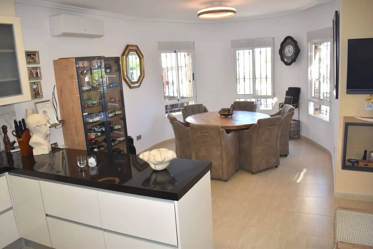3-bedroom Villa In Guardamar Del Segura, Spain (96 M²)