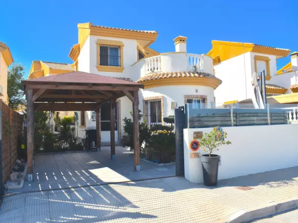 3-bedroom Villa In Guardamar Del Segura, Spain (96 M²)