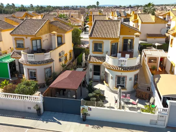 3-bedroom Villa In Guardamar Del Segura, Spain (96 M²)