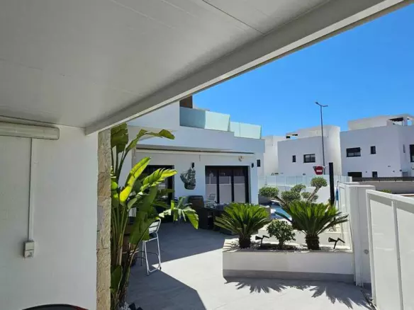 3-bedroom Villa In Los Montesinos, Spain