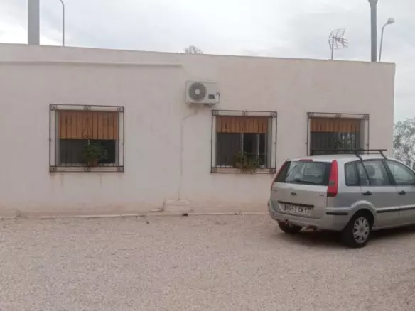 4-bedroom Finca In Crevillente, Spain (200 M²)